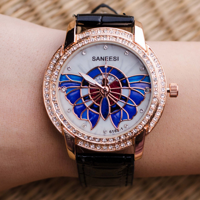 Дамски часовник Saneesi Butterfly в Черно (212)