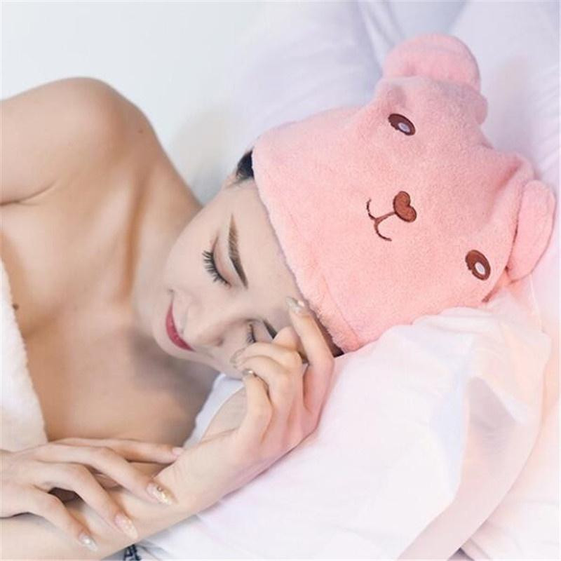 Mikrofiibrist müts pärast vanni juuste kiireks kuivatamiseks