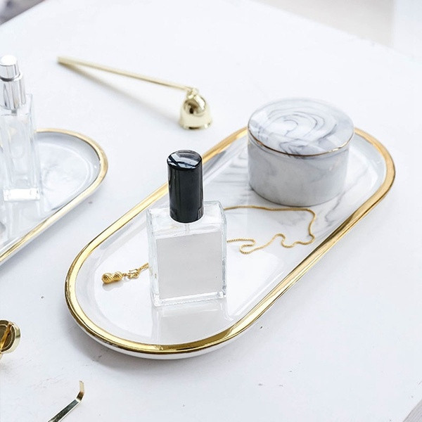 Ovali 25,5x11,7 cm dydžio porceliano lėkštė su marmuro efektu