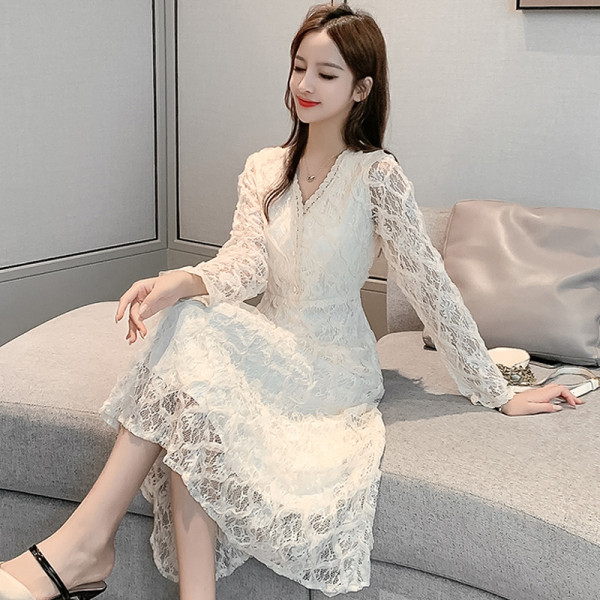 Retro csipke női ruha, hosszú ujjú, spitz nyakkivágással