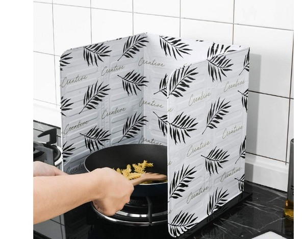 Termiškai izoliuotas apsauginis barjeras gaminant maistą su spalvotu raštu