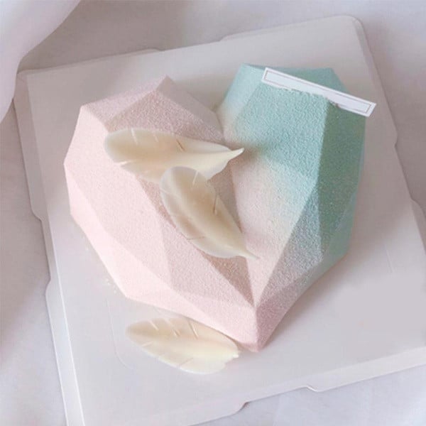 Silikono forma šešioms širdelėms gaminti