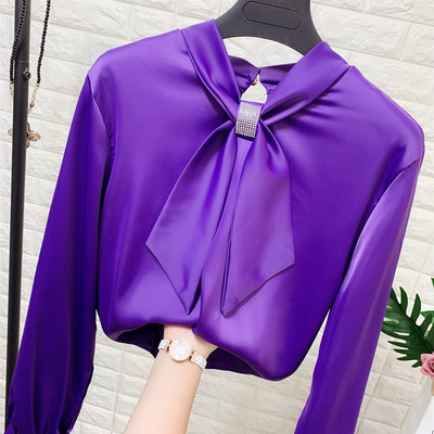 Κομψό γυναικείο σατέν πουκάμισο με γικά και διακόσμηση πέτρες