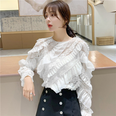 Stílusos női sifon ing ovális nyakkivágással és fürtökkel