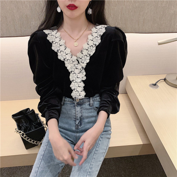 Modern női bársony blúz V-nyakkal és csipkével