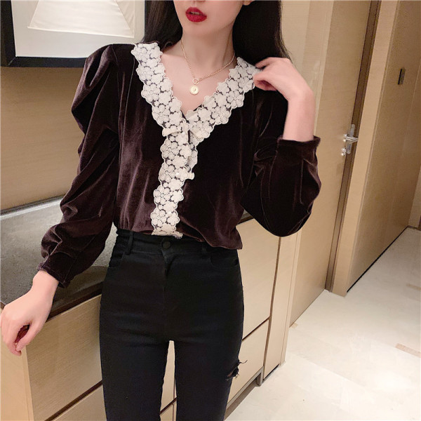 Modern női bársony blúz V-nyakkal és csipkével