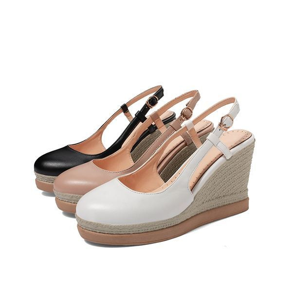 Modern magas platformú műbőr szandál