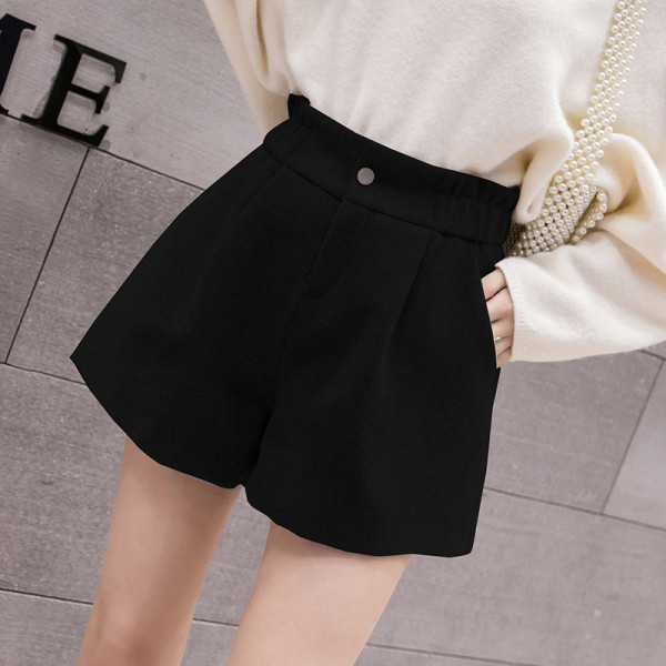 Női alkalmi, magas derekú rövidnadrág és zsebes