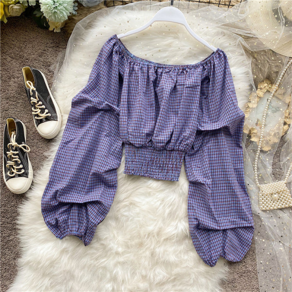 Modern női blúz kerek nyakkivágással és széles ujjakkal