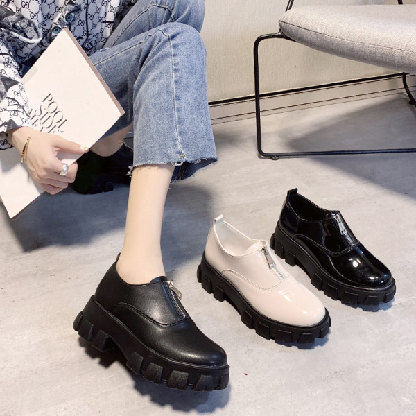 Καθημερινά γυναικεία παπούτσια με ψηλά τακούνια και με φερμουάρ