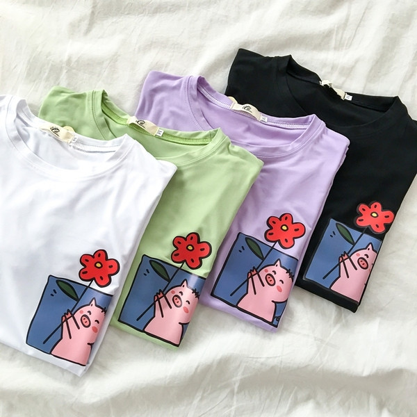 Ümara kaelusega ja aplikatsiooniga vabaaja naiste T-särk