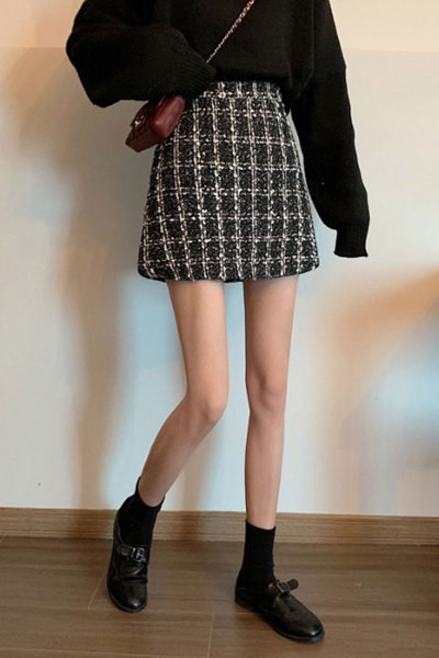 Moodne kõrge vöökohaga kahevärviline naiste ruuduline seelik