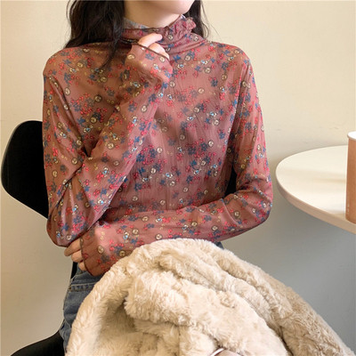 Kolmes värvitoonis moodne kõrge kraega naiste pluus