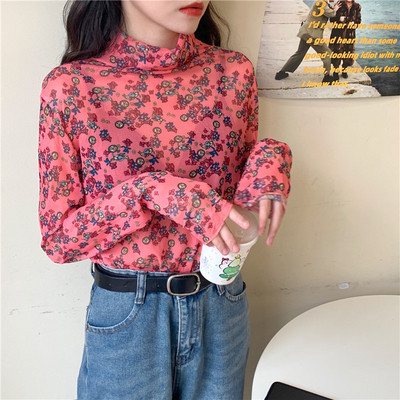 Kolmes värvitoonis moodne kõrge kraega naiste pluus