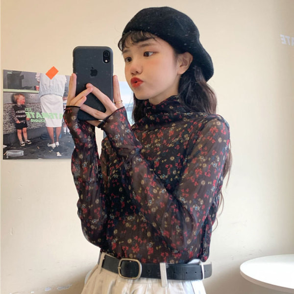 Kolmes värvitoonis moodne kõrge kraega naiste pluus