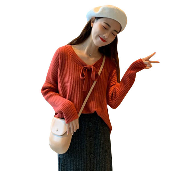 Női alkalmi blúz több színben, spitz nyakkivágással