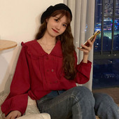 Γυναικείο κορυφαίο πουκάμισο σε λευκό και κόκκινο χρώμα φαρδύ μοντέλο