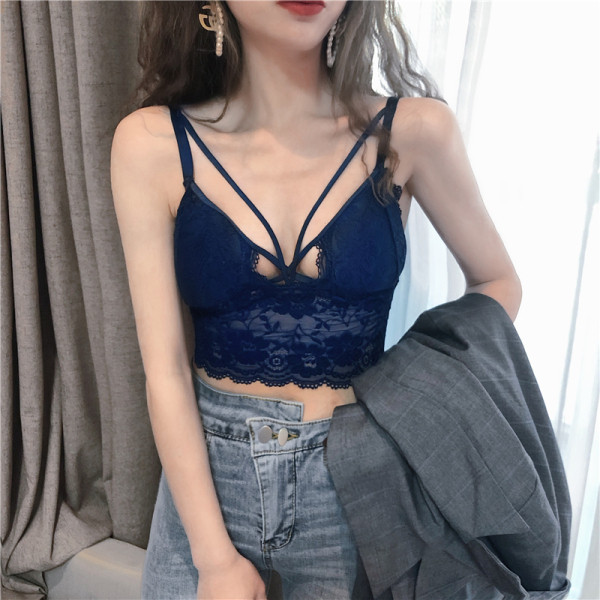 Hetkel mitmes värvitoonis pitsiga naiste rinnasärk