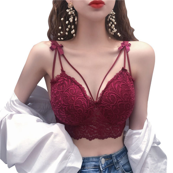 Naiste aktuaalne rinnahoidja õhukeste rihmadega erinevates värvides