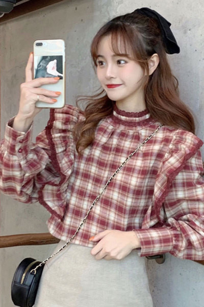 Női modern kockás blúz két színben, félmagas gallérral