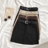 Naiste vabaaja seelik neljas värvitoonis koos vööga