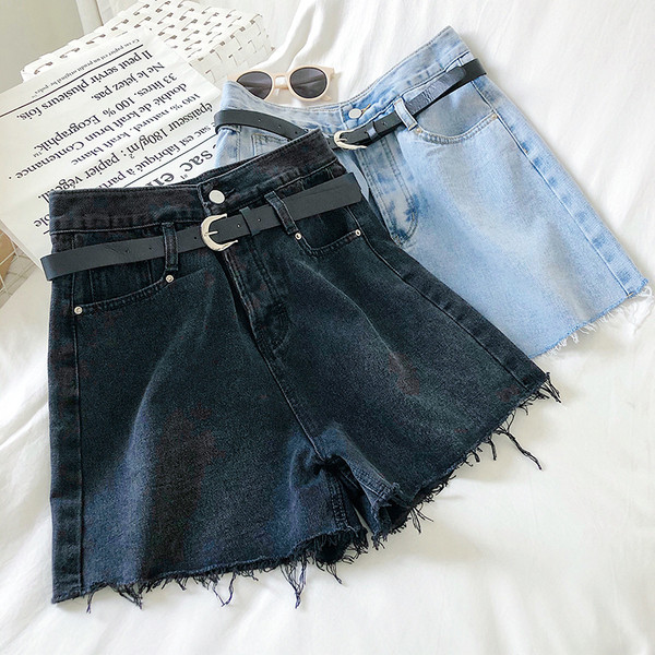 Sinise ja musta värvi vabaaja naiste lühikesed püksid