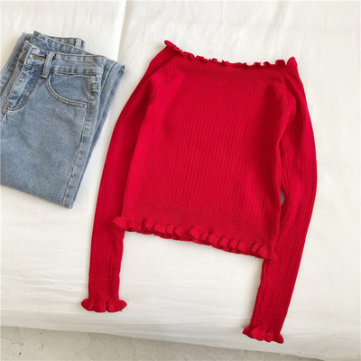 Μοντέρνα γυναικεία μπλούζα σε μαύρο κόκκινο και μπεζ χρώμα