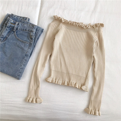 Μοντέρνα γυναικεία μπλούζα σε μαύρο κόκκινο και μπεζ χρώμα