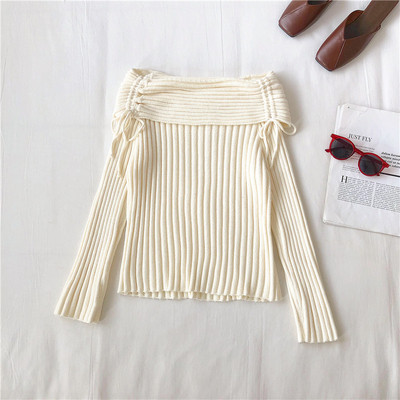 Naiste moodne kolme värvi lipsudega pluus