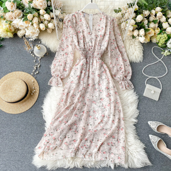 Alkalmi női ruha gumírozott derékkal, virágmintával