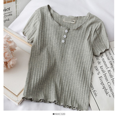 Naiste vabaaja lühikeste varrukate ja nööpidega pluus