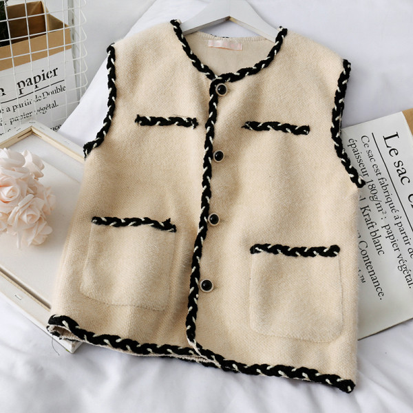 Retro naiste vest taskute ja nööpidega