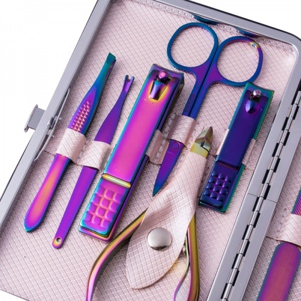 Profesionalus 15 dalių rinkinys manikiūrui ir pedikiūrui su laikymo dėklu