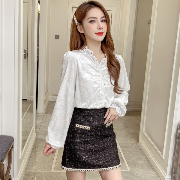 Sametine naiste särk V-kaelusega ja pitselementidega