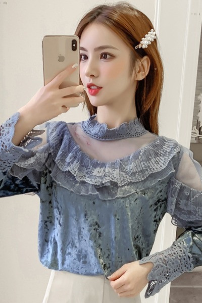 Stiilne naiste sametpluus tülli ja pitsi elementidega