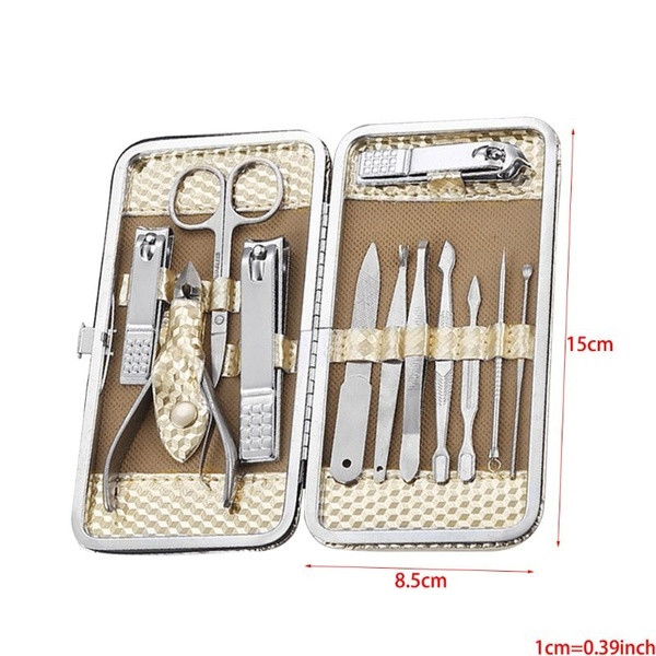 Profesionalus 12 dalių rinkinys manikiūrui ir pedikiūrui su auksiniu dėklu
