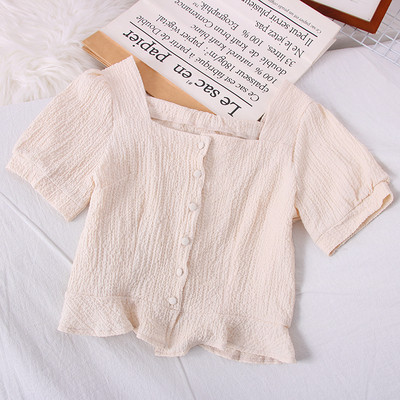 Kandilise kaelusega ja lühikeste varrukatega naiste särk – uus mudel