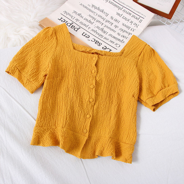 Kandilise kaelusega ja lühikeste varrukatega naiste särk – uus mudel