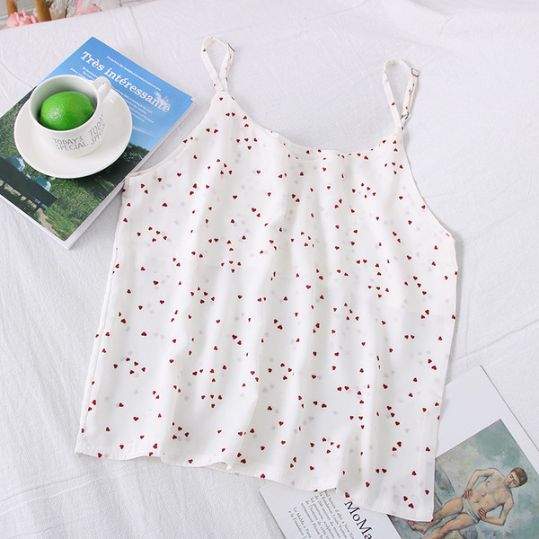 Modern női felső szívecskékkel és vékony pántokkal