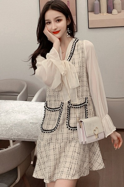 Retro naiste kleit tülli varrukate ja paelaga kraega