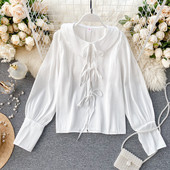 Moodne naiste särgi lai paeltega mudel