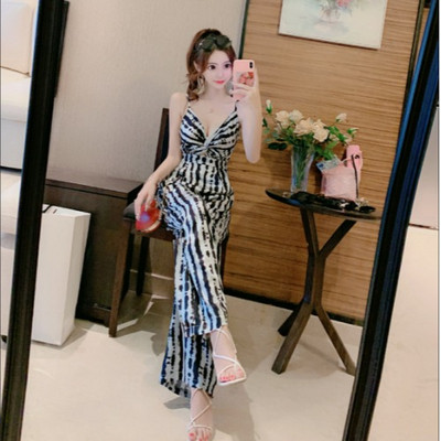 Uus mudel kevad - õhukeste rihmade ja sügava kaelusega suvine kombinesoon