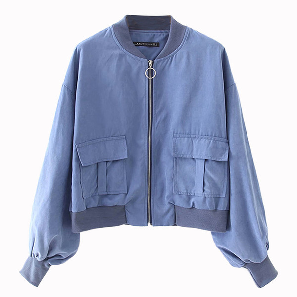 Rövid tavaszi kabát cipzárral és baseball zsebekkel