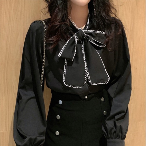 Moodne naiste särk paela ja pikkade šifoonist varrukatega