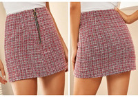 Modern női rövid szoknya cipzárral és magas derékkal