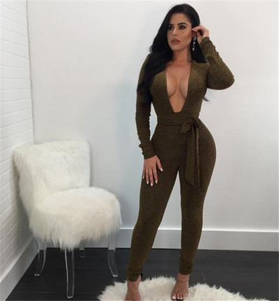 Moderan ženski dugi kombinezon sa sjajnim efektom i V-izrezom