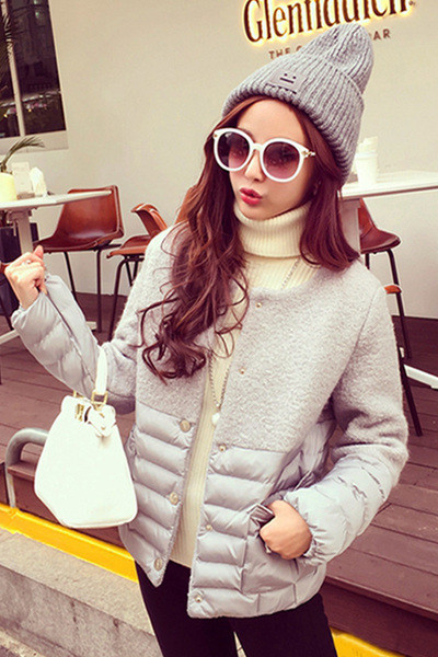 Moodne lühike taskute ja nööpidega kevadjope