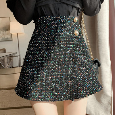 Lühike kõrge vöökoha ja nööpidega naiste seelik – pärlid