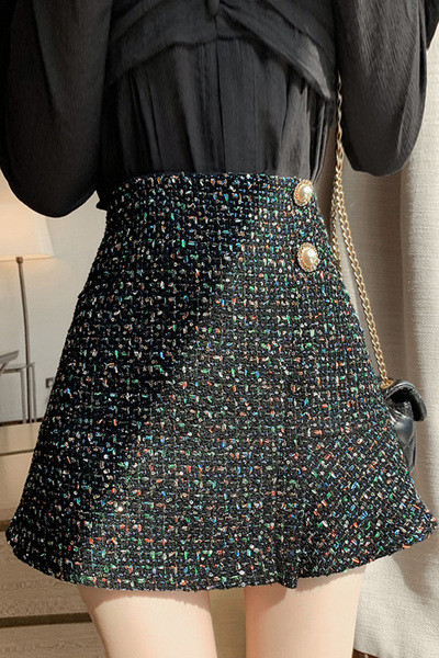 Lühike kõrge vöökoha ja nööpidega naiste seelik – pärlid