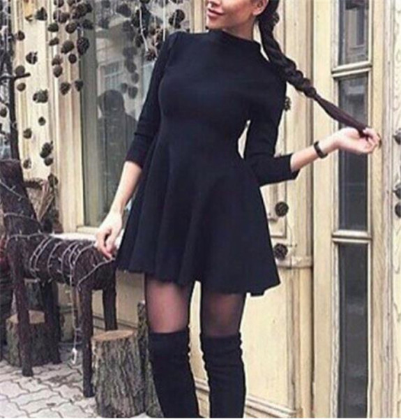 Moodne poolkõrge krae ja 3/4 varrukatega naiste kleit